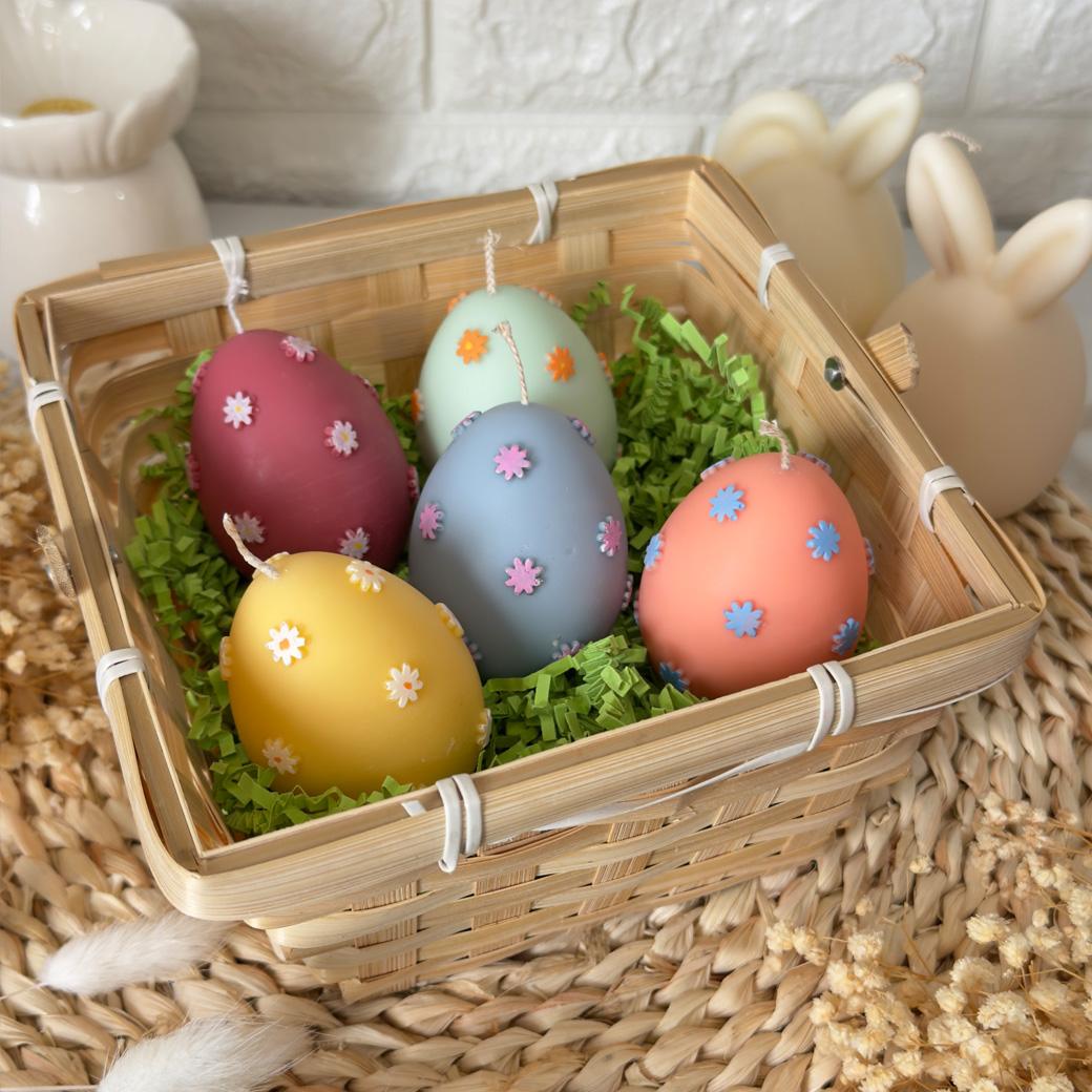 Daisy Easter Egg Candle
